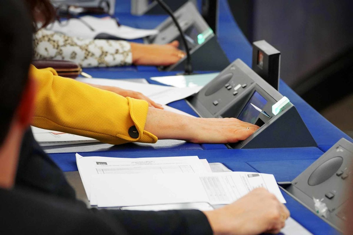 European Parliament Plenary MEPs VOTE