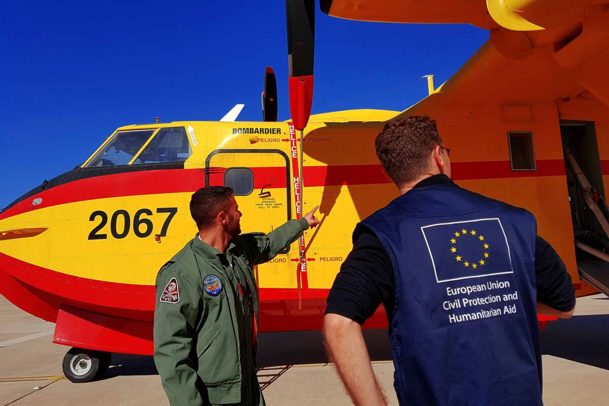 Water-bombing plane - EU Civil Protection