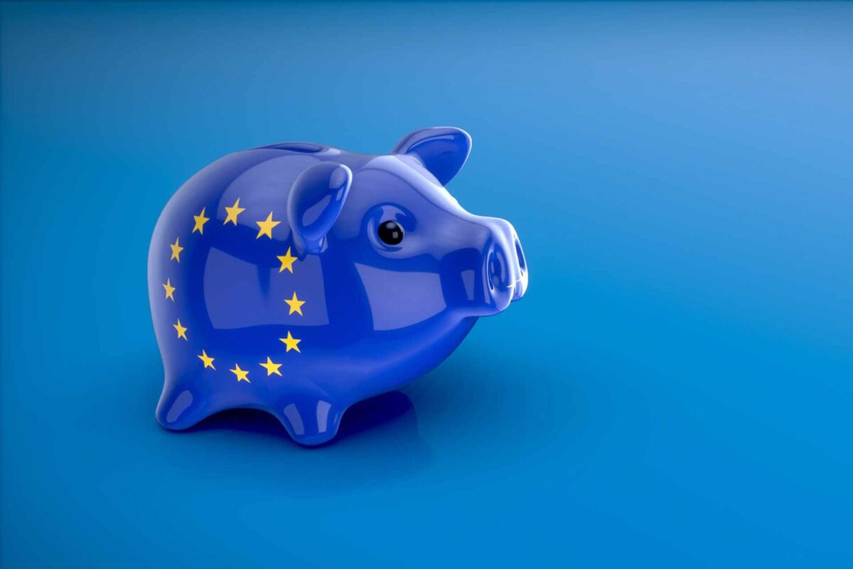 piggy EU euros Economy