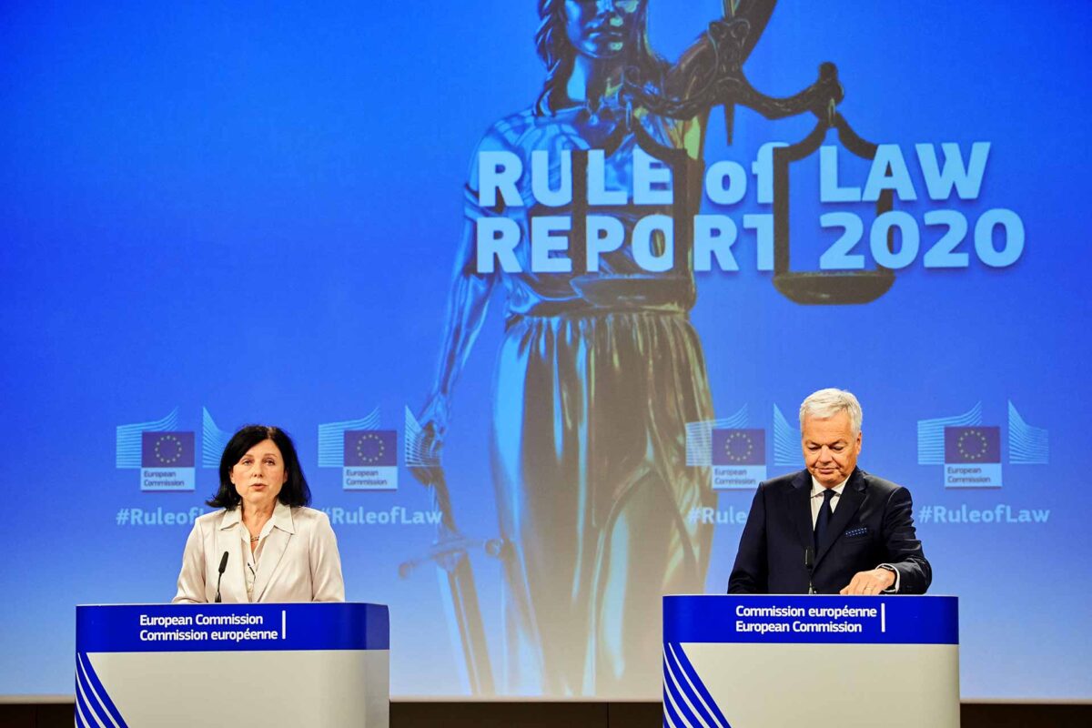 Věra Jourová, on the left, and Didier Reynders