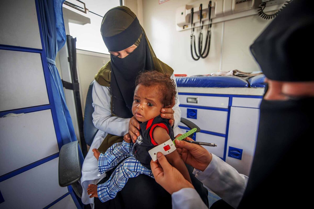 Yemen EU-supported mobile UNICEF health team