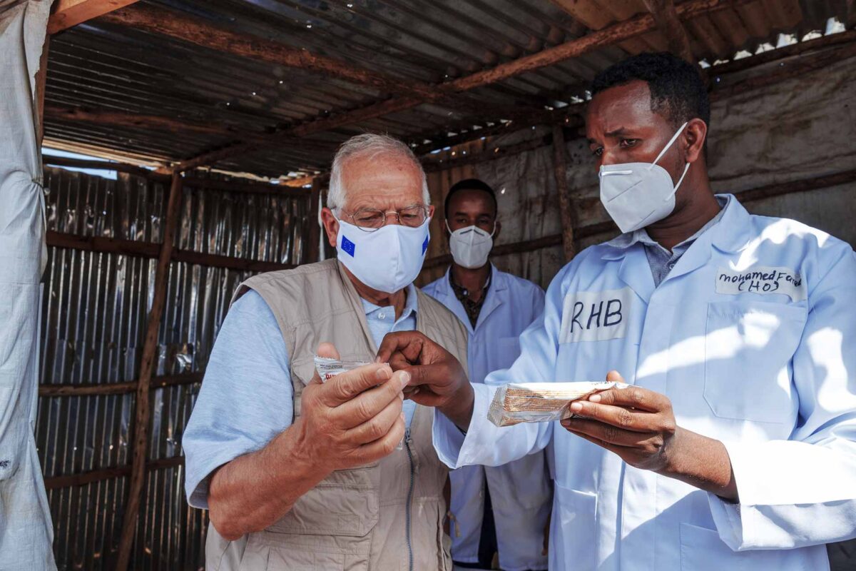 Josep Borrell during a visit to the Qoloji Camp for Internally Displaced People, Ethiopia