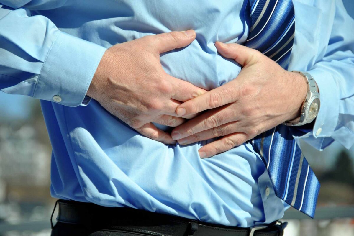 abdominal-pain man pain